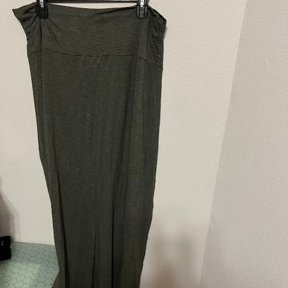 NWT Molly & Isadora long soft 1X skirt sold through Dia and Co